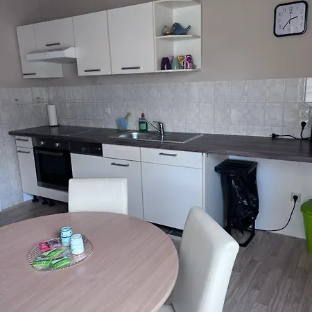 Apartment Bella In Bei Dresden